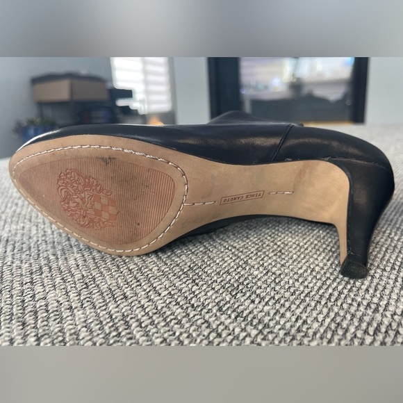 Vince Camuto Black Ankle Boots with Side-Zip and Stacked Heel - Picture 9 of 16